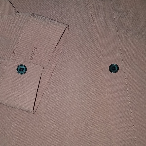 Forever 21 pink button up - Picture 3 of 3